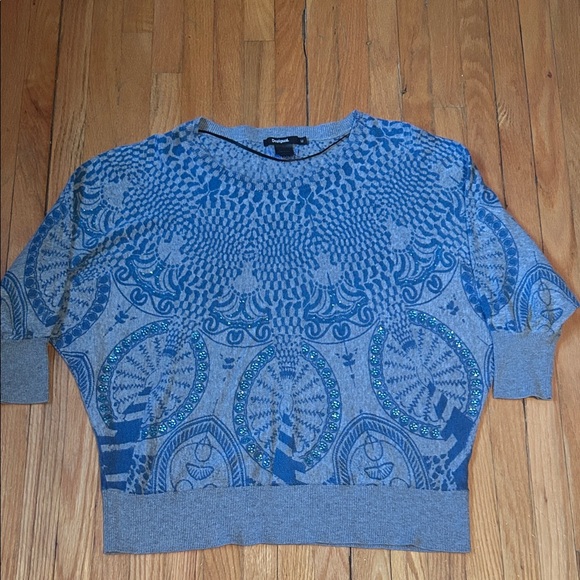 Desigual Sweaters - Desigual sweater. Size medium